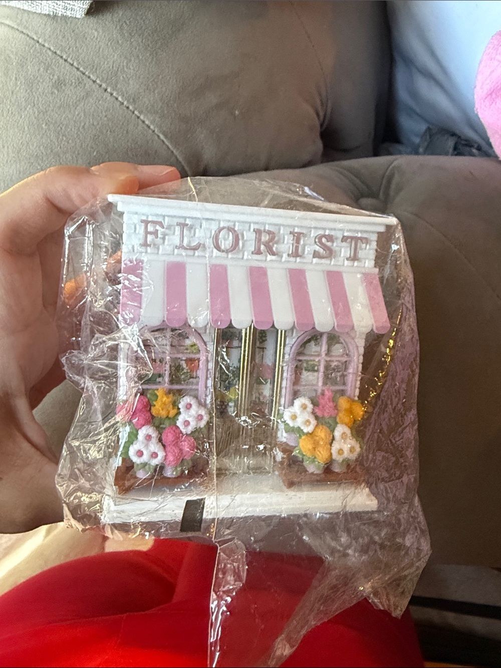 Bath & Body Works Pink and White Mini Florist Shop Ornament
